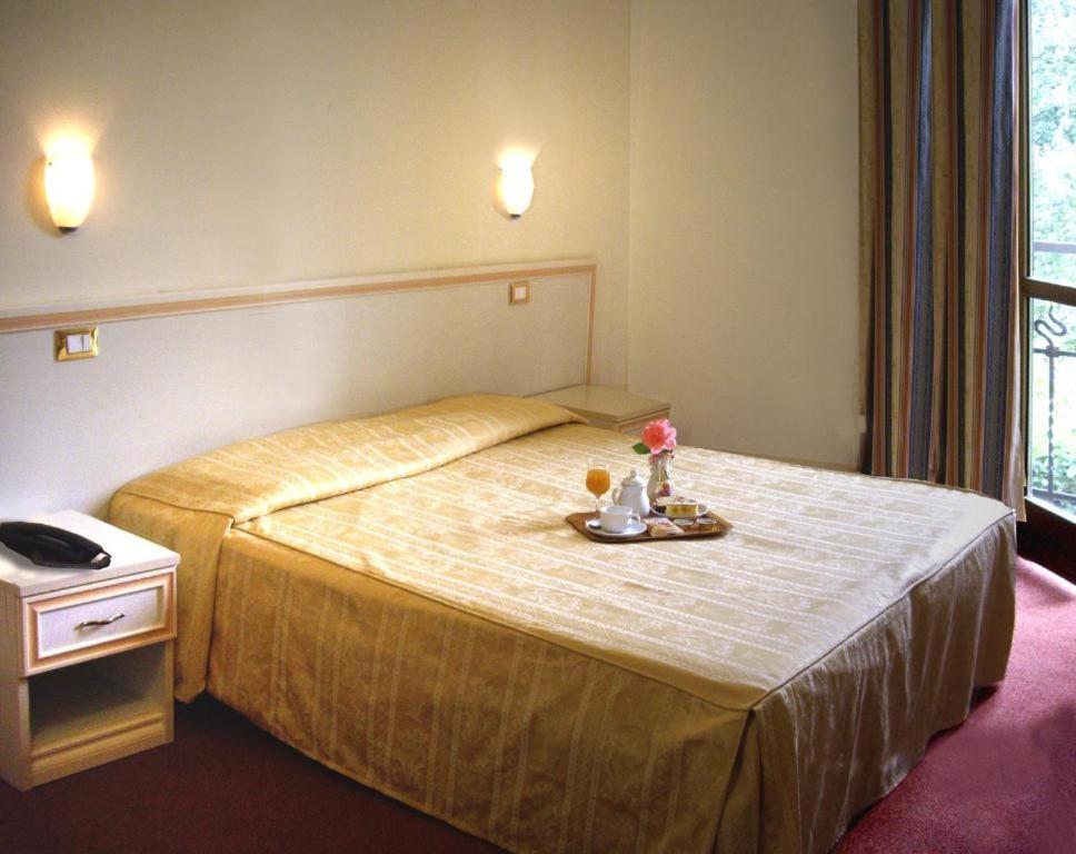 Hotel Adler Milano Exterior foto