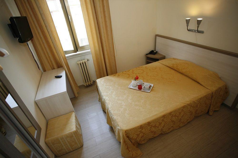 Hotel Adler Milano Exterior foto